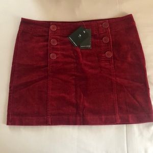 *SALE* NWT Dorothy Perkins Corduroy Skirt (UK14)